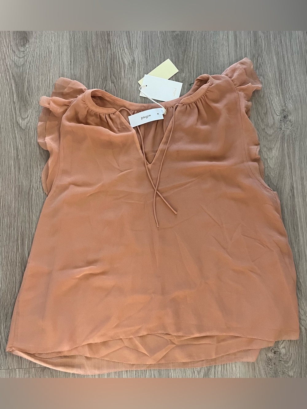 Wilfred Aritzia Peach Tie-Neck Flutter Sleeve Camisole